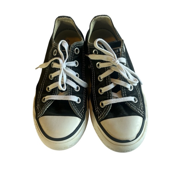 Converse black lace up size 12 - Picture 1 of 7